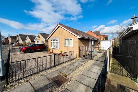 2 bedroom bungalow for sale, Montrose Drive, Goole DN14