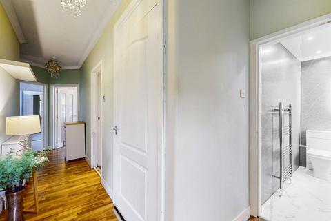 62 Blackstone Crescent, Glasgow, G53 5DN