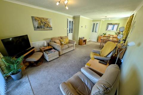 17 Cambrian Drive, Yate, Bristol, BS37 5TR