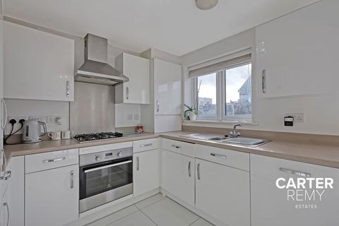 3 Lapwin Close, East Tilbury, Tilbury, RM18 8FH