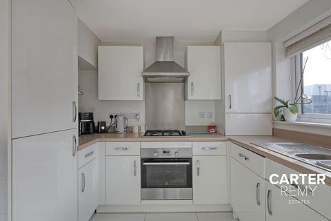 3 Lapwin Close, East Tilbury, Tilbury, RM18 8FH