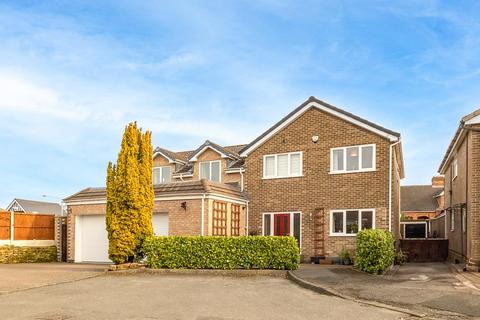 5 bedroom detached house for sale, Newlands Drive, Gedling, Nottingham