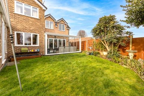 5 bedroom detached house for sale, Newlands Drive, Gedling, Nottingham