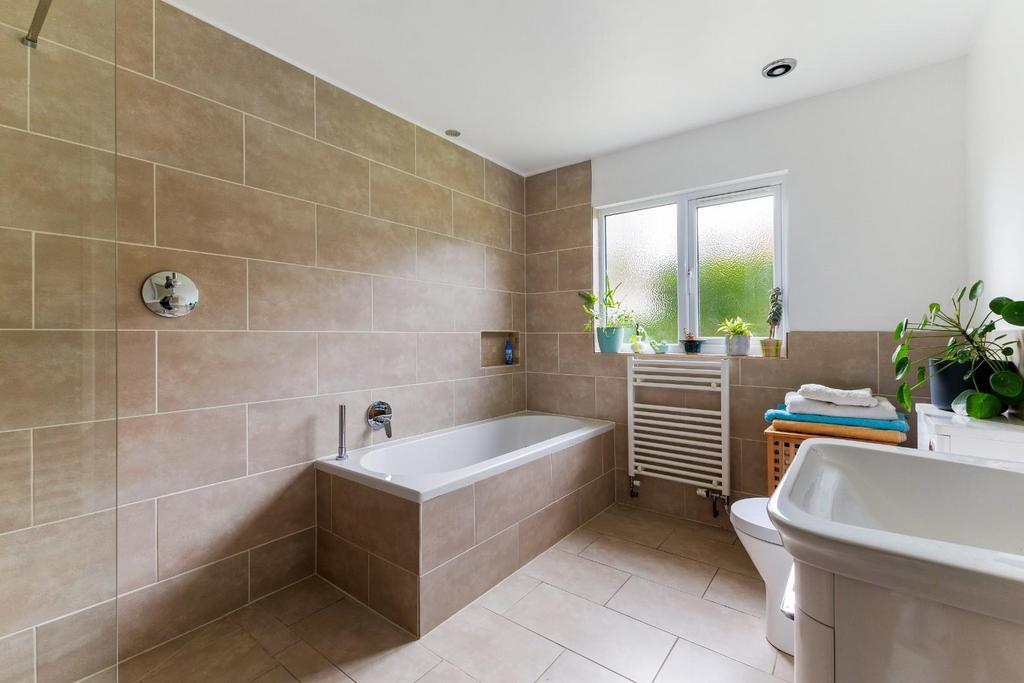 85586 Cedar-Lodge-Hurdcott-Lane-Winterbourne (24).