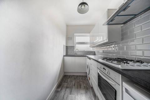 2 bedroom flat for sale, The Grove, Ealing Broadway, London, W5