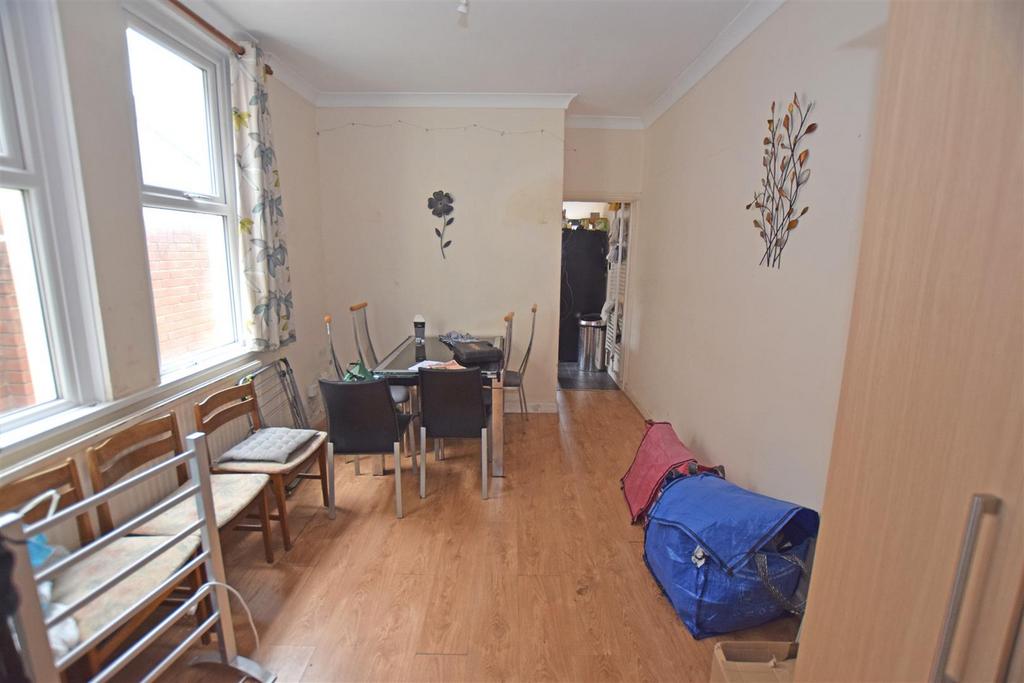 Dining room.jpg