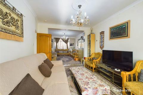 5 bedroom semi-detached house for sale, Burgess Avenue, London NW9