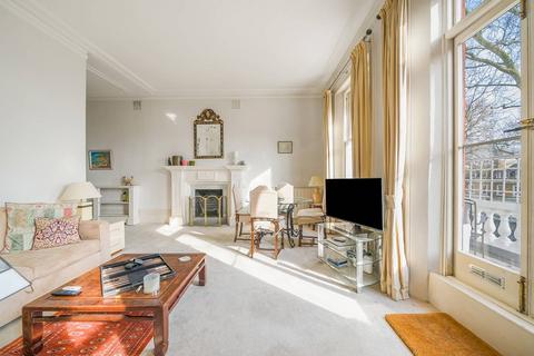 1 bedroom flat for sale, Harrington Gardens, South Kensington, London, SW7