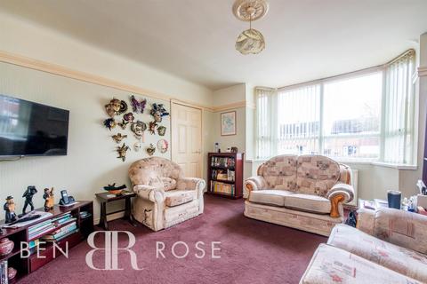 3 bedroom semi-detached house for sale, Broadfield Drive, Leyland