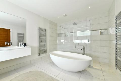 16 Eaton Park, Cobham, KT11 2JE
