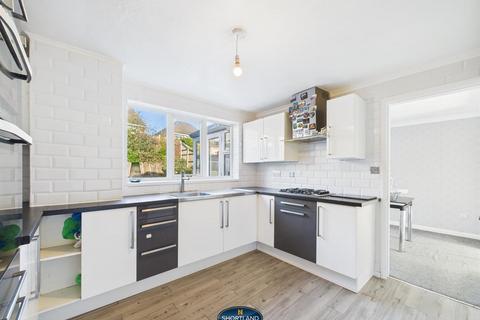 32 Beverley Avenue, Nuneaton, CV10 9SH