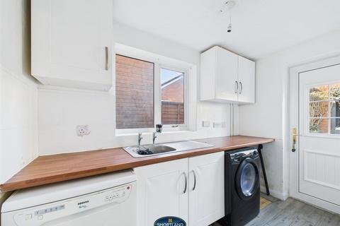 32 Beverley Avenue, Nuneaton, CV10 9SH