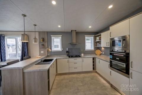 2 bedroom lodge for sale, New Pines Holiday Park, , Dyserth Rd LL18