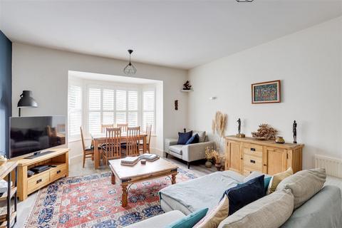 undefined, Cavendish Crescent North, The Park NG7