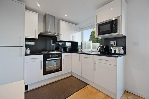 4 bedroom end of terrace house for sale, Jubilee Road, Perivale, UB6