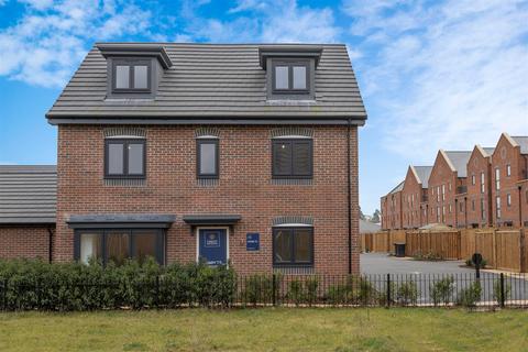 5 bedroom townhouse for sale, Montague Road, Warwick