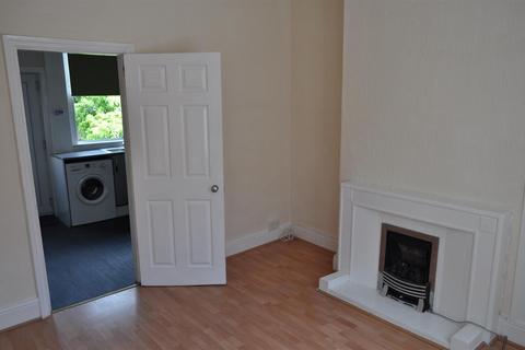 2 bedroom terraced house to rent, Toyne Street