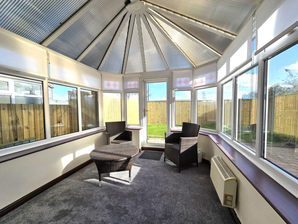 House in North Tyneside, Killingworth - More