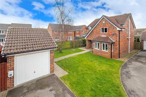 4 bedroom detached house for sale, Shire Close, Morley, Leeds, West Yorkshire