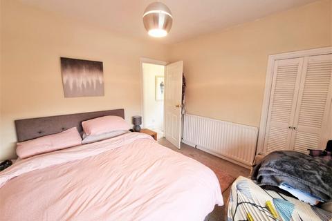 2 bedroom semi-detached house for sale, Dinsdale Avenue, Kings Estate, Wallsend