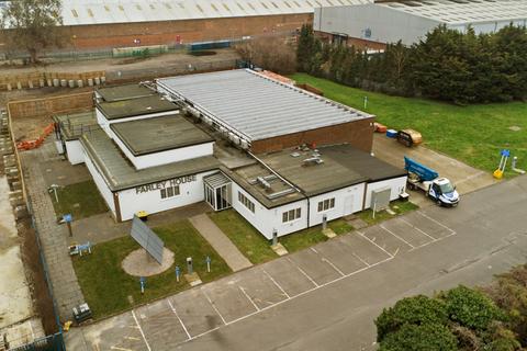 Warehouse to rent, Farley House, Kinvara Business Park, 22-42 Freshwater Road, Dagenham, RM8