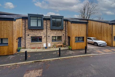 3 bedroom terraced house for sale, Queens Drive Lane, Queens Park, Glasgow