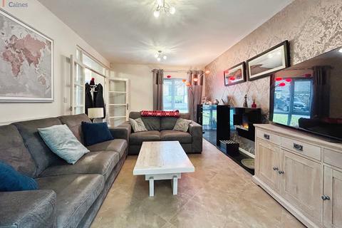 4 bedroom detached house for sale, Duffryn Oaks Drive, Pencoed, Bridgend County. CF35 6LZ