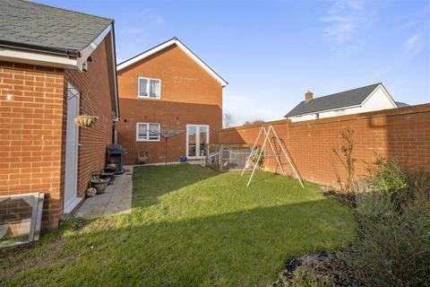 3 bedroom detached house for sale, Thyme Avenue, Hailsham