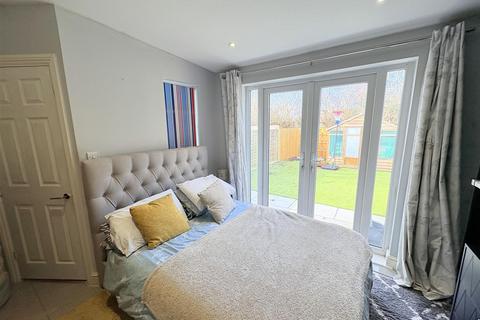 2 bedroom house for sale, The Scimitars, Fareham PO14