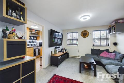 1 bedroom apartment for sale, Woodthorpe Road, Ashford, Surrey, TW15