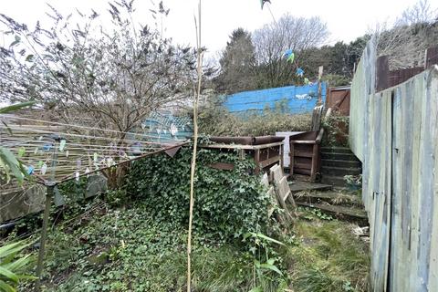 19 Evans Terrace, Trealaw, Tonypandy, CF40 2UX