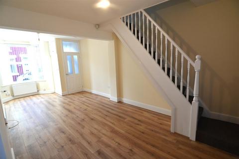 2 bedroom terraced house to rent, Sandbeck Street, Dingle L8