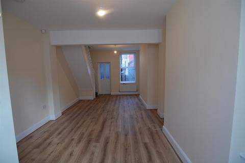 2 bedroom terraced house to rent, Sandbeck Street, Dingle L8