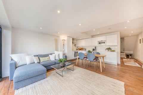 2 bedroom flat for sale, Benthal Road, London N16