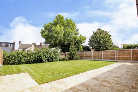 4 bedroom detached bungalow for sale, Regent Way, Brentwood