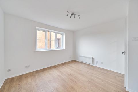 1 bedroom flat for sale, Thompson House, John Williams Close, London, SE14