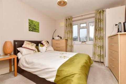 2 bedroom apartment for sale, Goodson House, Morden SM4