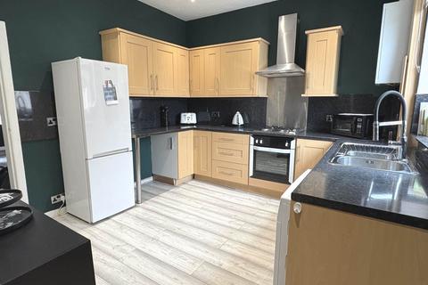 115 Broadbent Road, Oldham, OL1 4HY