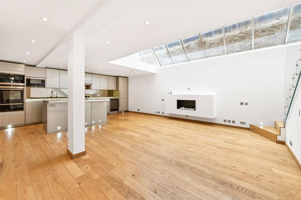 Kitchen/Reception