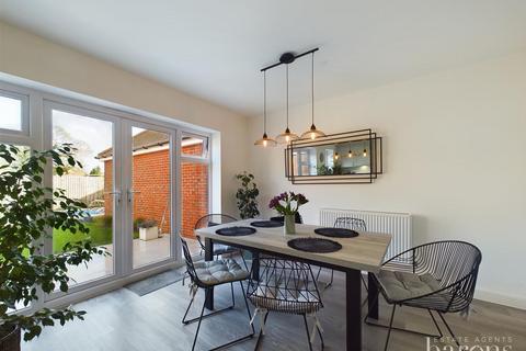 29 Church Acre, Oakley, Basingstoke, RG23 7GH