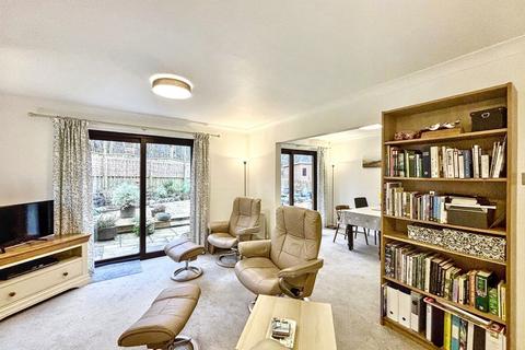 30 Carisbrooke, Bedlington, NE22 7LB