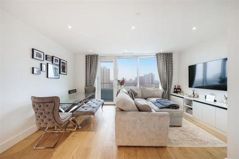 1 bedroom block of apartments for sale, Lombard Road, SW11