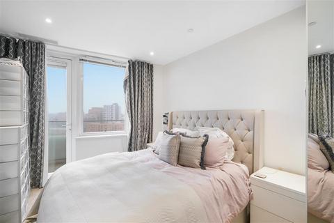 1 bedroom block of apartments for sale, Lombard Road, SW11