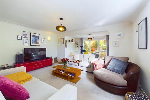 34 Garrick Road, Lichfield, WS13 7DR