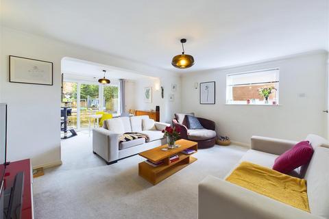 34 Garrick Road, Lichfield, WS13 7DR