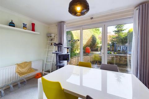 34 Garrick Road, Lichfield, WS13 7DR