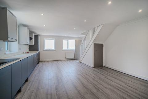 undefined, Spa Court, Apartment  3  Malvern, WR14 4QH