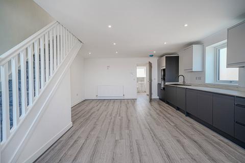 undefined, Spa Court, Apartment  3  Malvern, WR14 4QH