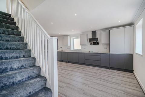 undefined, Spa Court, Apartment  3  Malvern, WR14 4QH