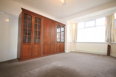 5 bedroom terraced house to rent, The Drive, Ilford, Essex, IG1